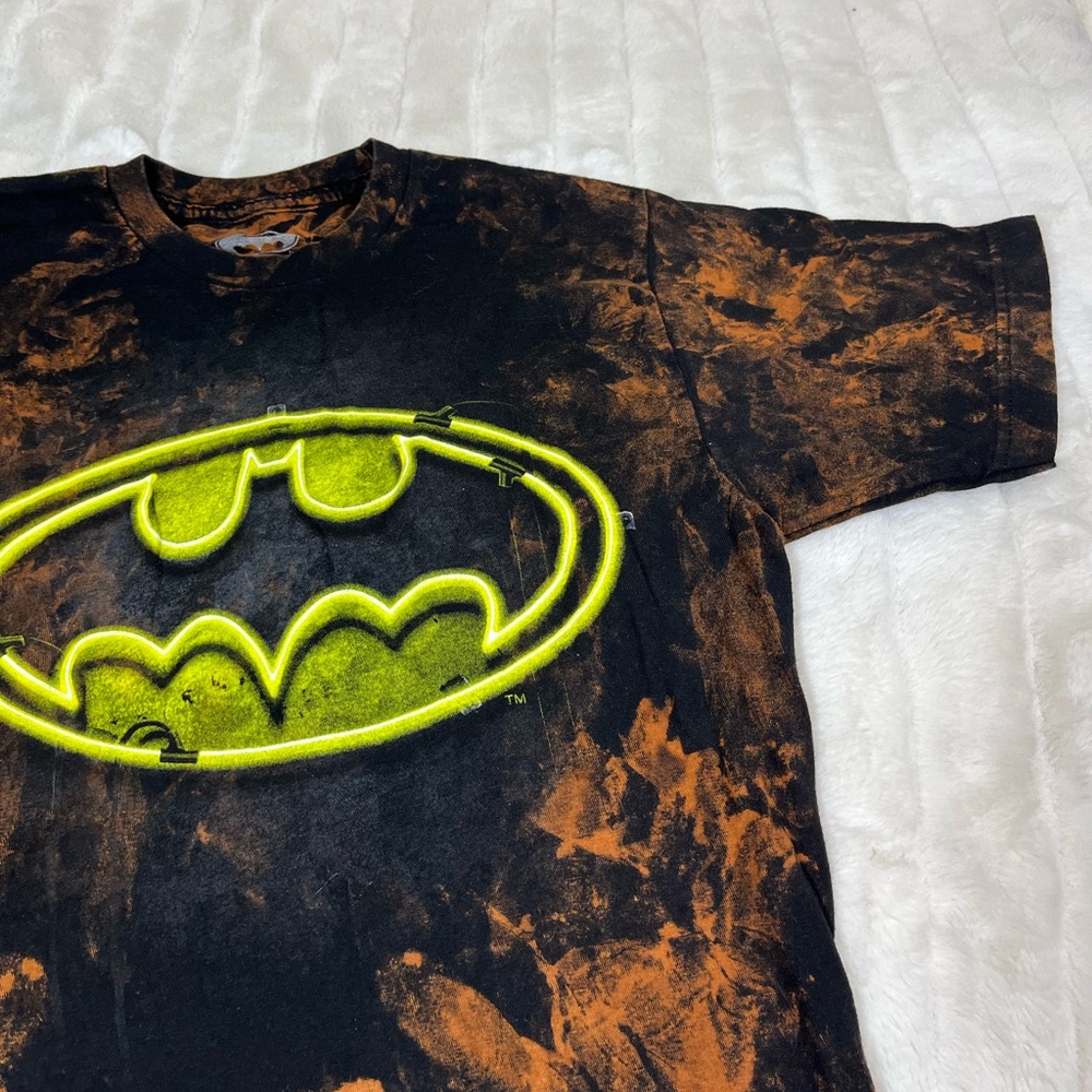 Batman Mens Unisex M Black Bleach Dye Upcycle Classic DC Comics Tee Fall Grunge
